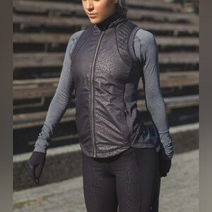 Lululemon Rebel Runner Vest, Black / Gray, Women’s size 8